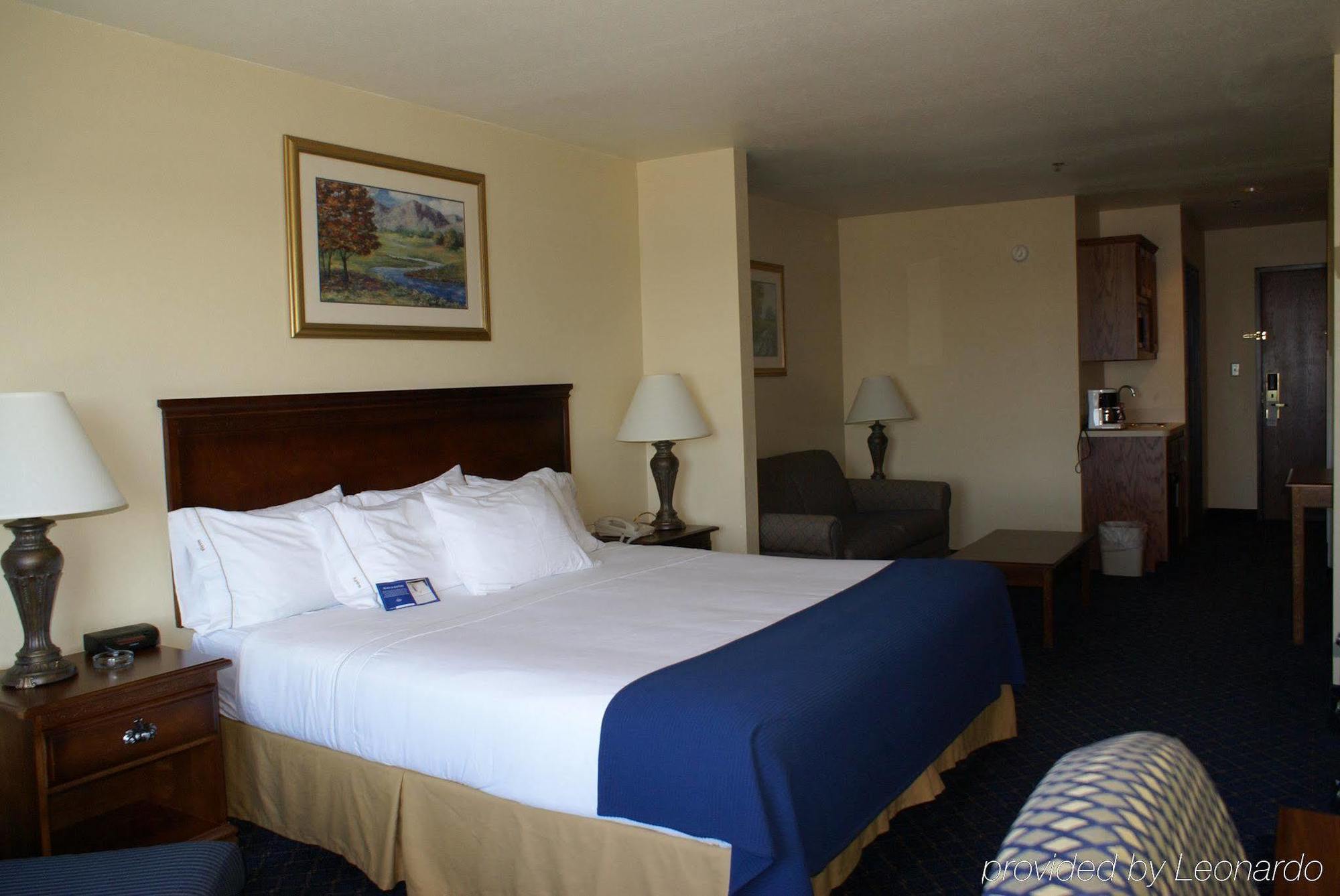 Holiday Inn Express Hotels & Suites Mountain Home By Ihg Pokoj fotografie